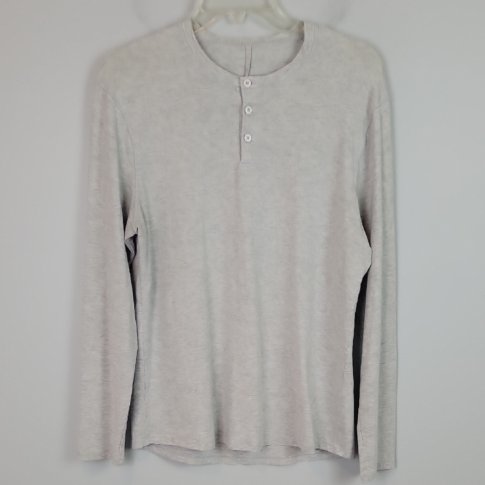 Lululemon 5 Year Long Sleeve Henley Heathered Ultra Light Grey  Men’s Size M